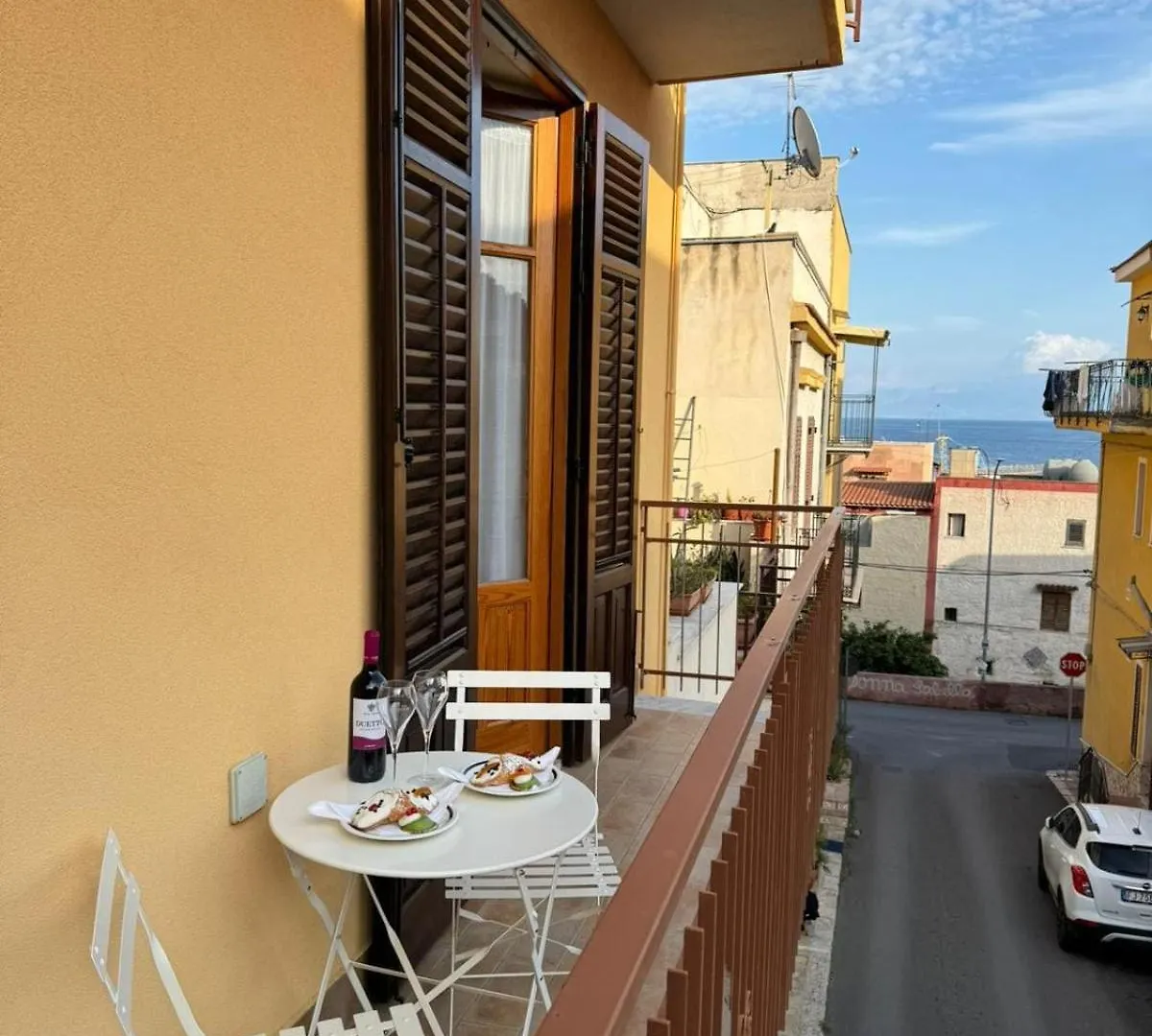 Seaside Apartment Santa Flavia Italy